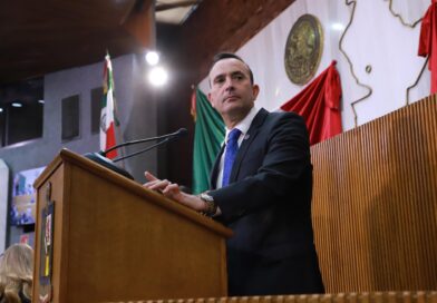 Exagerada la nueva deuda solicitada por el gobernador. – Carlos de la Fuente