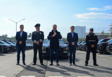 Entrega Adrián de la Garza nuevas unidades a la policía y moderniza el equipo de 50 patrullas