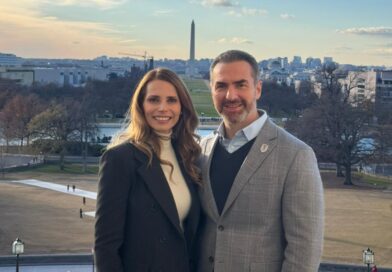 Realiza Adrián de la Garza gira por Sorteo de Grupos para la Copa Mundial de Futbol