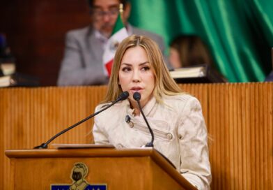 Propone Perla Villarreal arborizar escuelas por ley