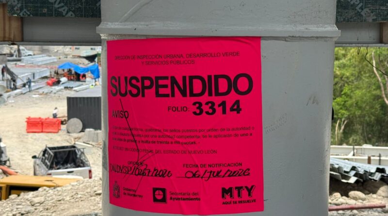 Suspende Monterrey puente por taponeo a pluvial