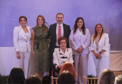 Reconoce Monterrey a mujeres destacadas con la Medalla “Mujer que Inspira, María Elena Chapa” 2026