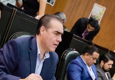 Alerta Heriberto Treviño a cuidar y garantizar abasto de agua