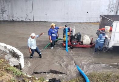 Refuerza Monterrey limpieza de rejillas ante las lluvias