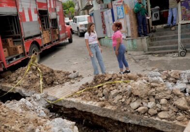 “Si abren una calle que la dejen bien” exige Lorena de la Garza a Agua y Drenaje