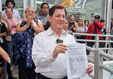 Aceptan registro de Adalberto Madero a candidatura independiente por gubernatura de NL